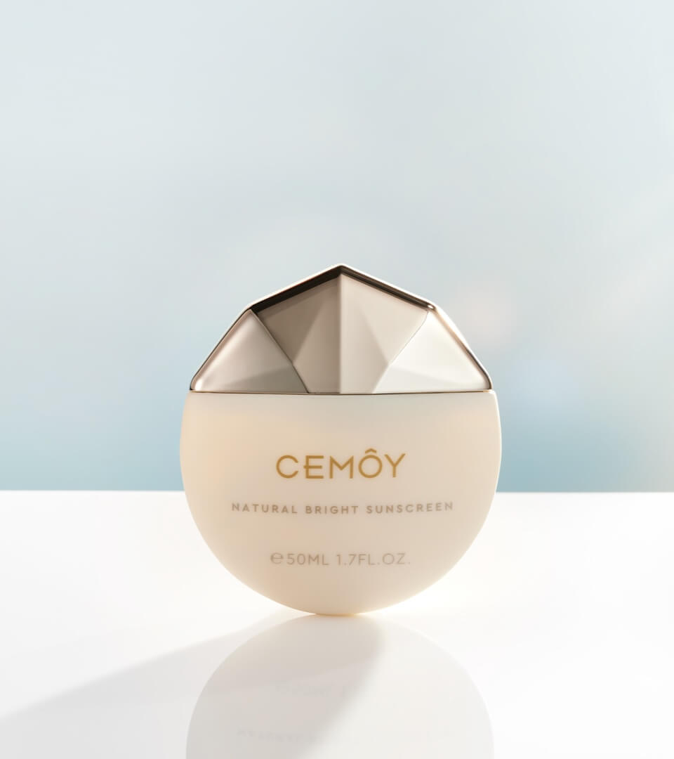 //cemoy.com/uploads/2022/10/CEMOY_PRODUCT_Natural-bright-sunscreen_Head-img.jpg